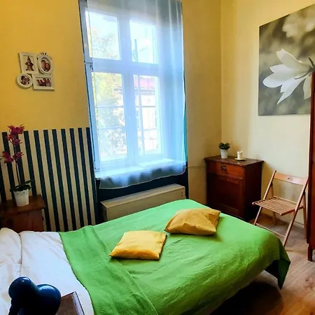 The Apartment In Strict City Center. Self Check-In Krasków Eksteriør bilde